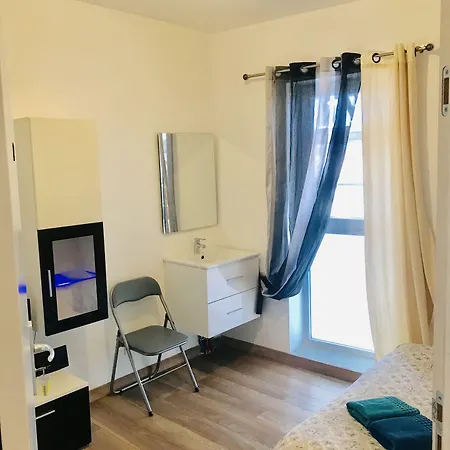 Privees Ysy Bed & Breakfast 3*
